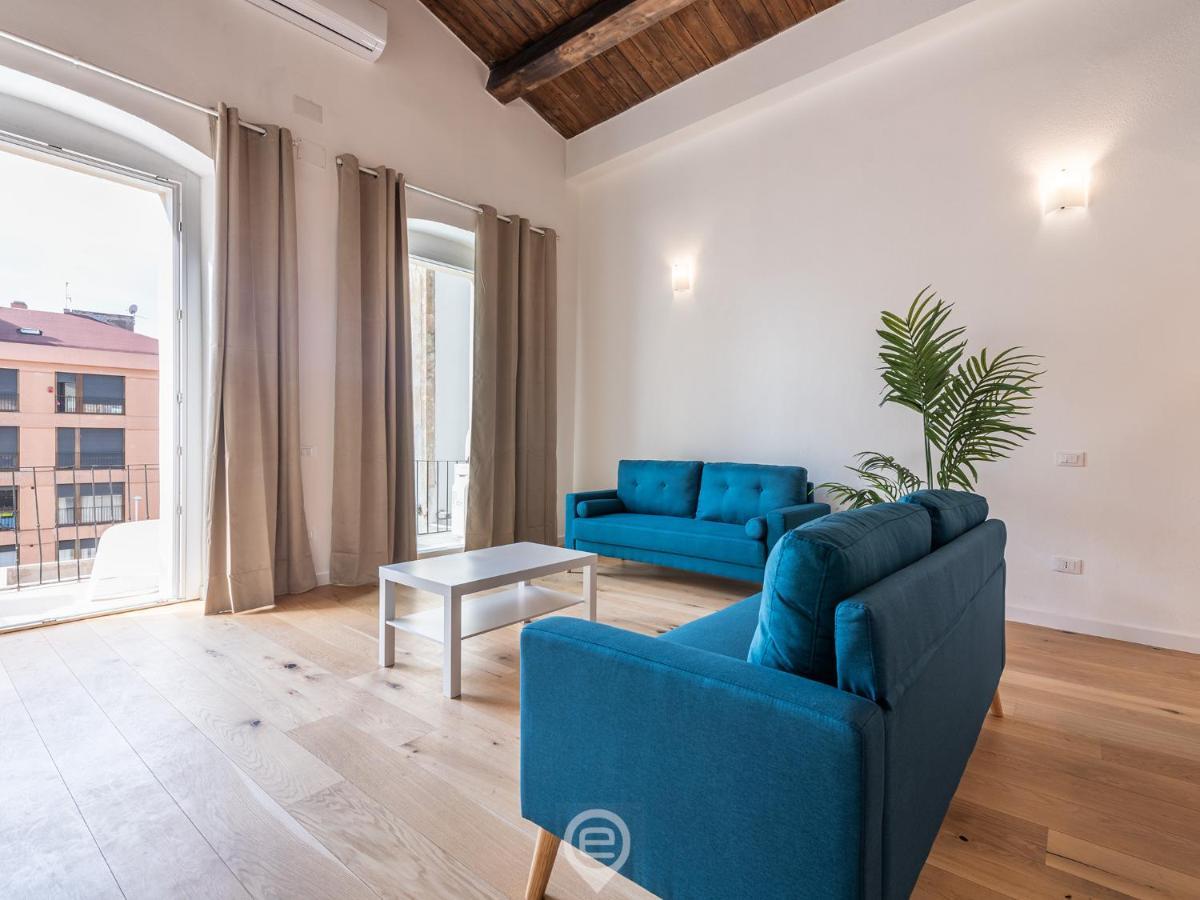 Luisa Apartment Cagliari Bagian luar foto