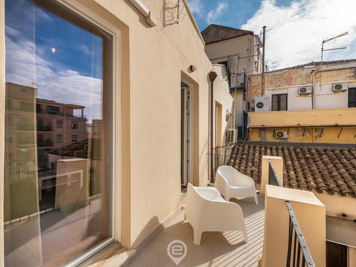 Luisa Apartment Cagliari Bagian luar foto