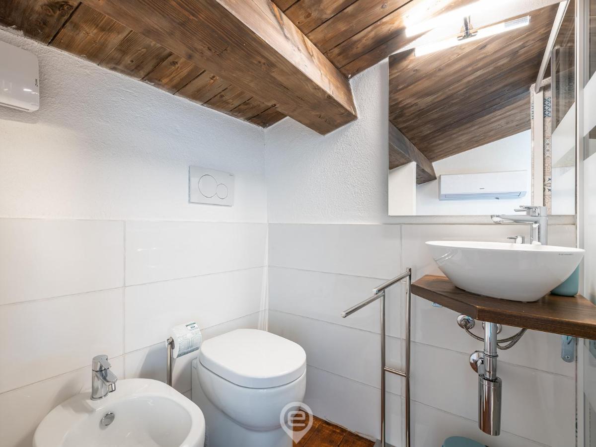 Luisa Apartment Cagliari Bagian luar foto